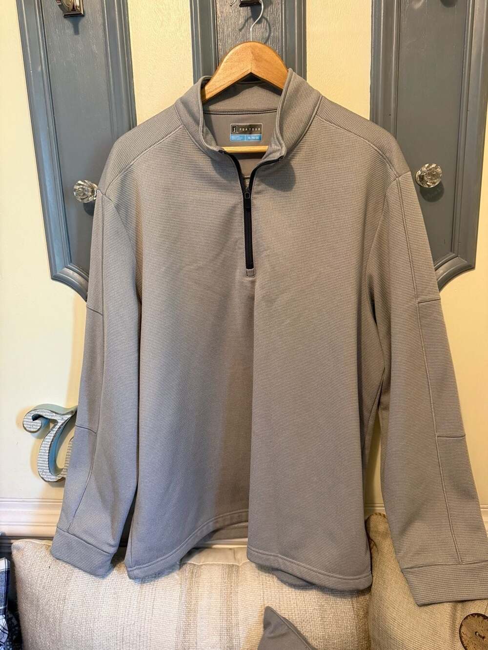 PGA Tour Men's Gray Textured Performance Quarter-Zip Pullover XL
